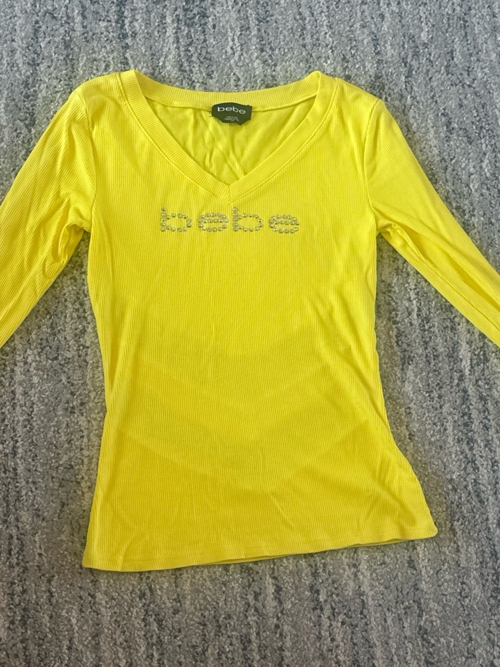 bebe Bright Yellow V‑Neck Rhinestone Logo Long Sleeve Top Size Small